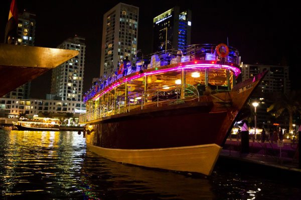 falcon-dhow-cruise-marina